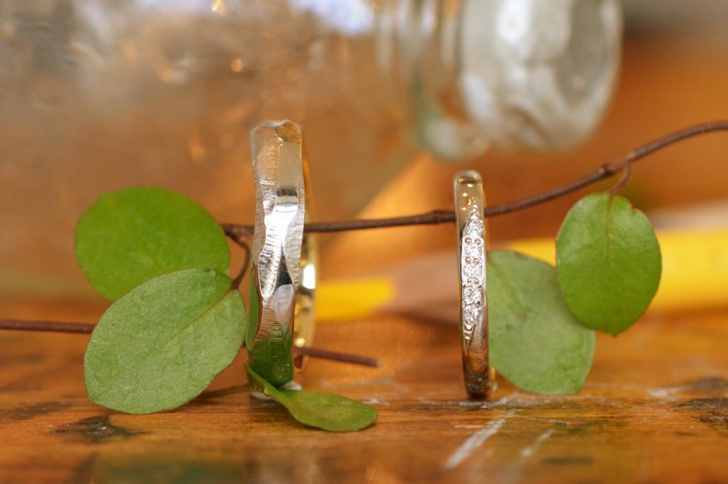 18kとプラチナを組み合わせた結婚指輪