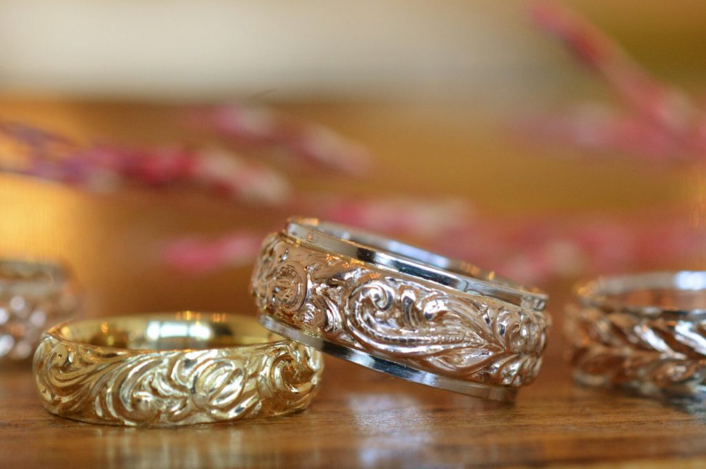 ミル打ちを入れたハワイアンジュエリー東部