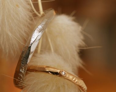 ランダムカットのマリッジリング