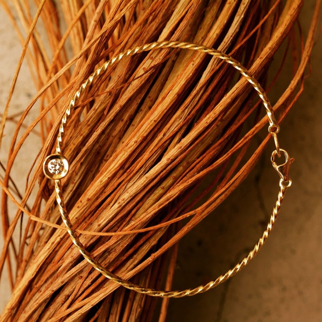 イエローゴールドのブレス静岡県ジュエリーショップ