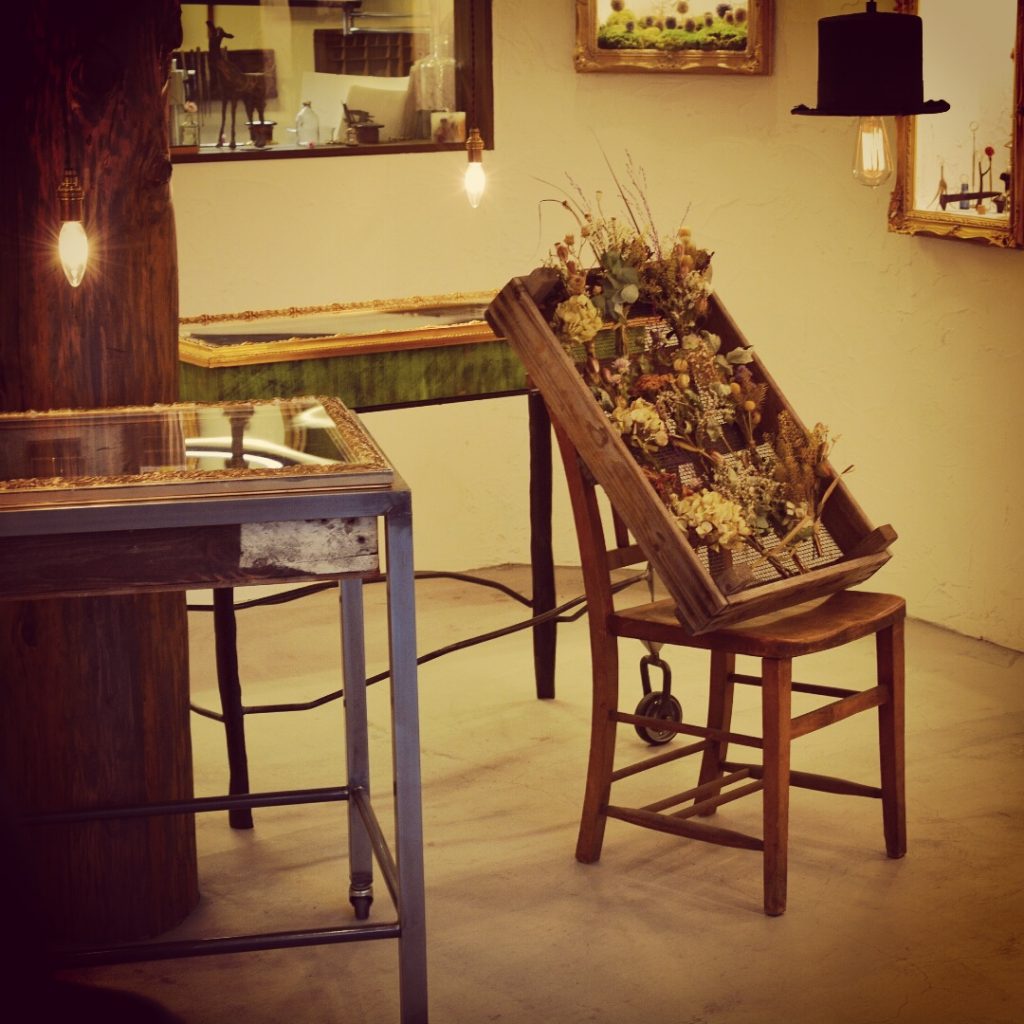 雨の中ご来店ありがとうございます。