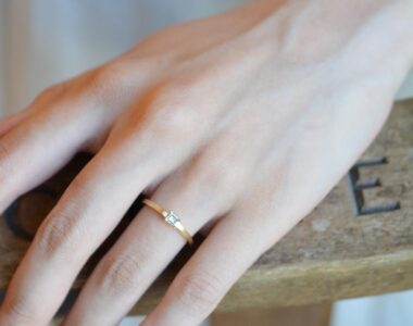 バケットダイヤのエンゲージリング