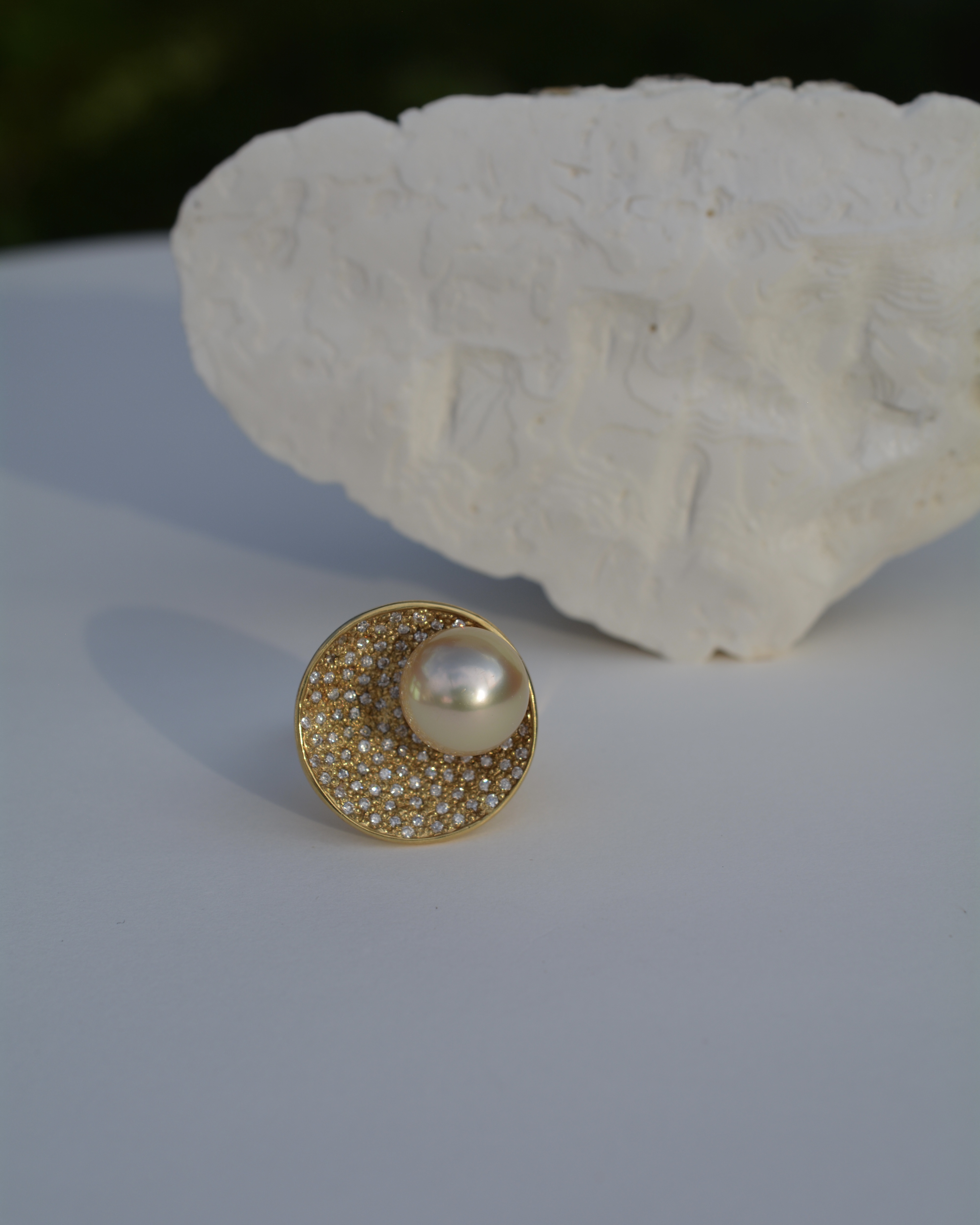 ゴールドパールのファッションリング